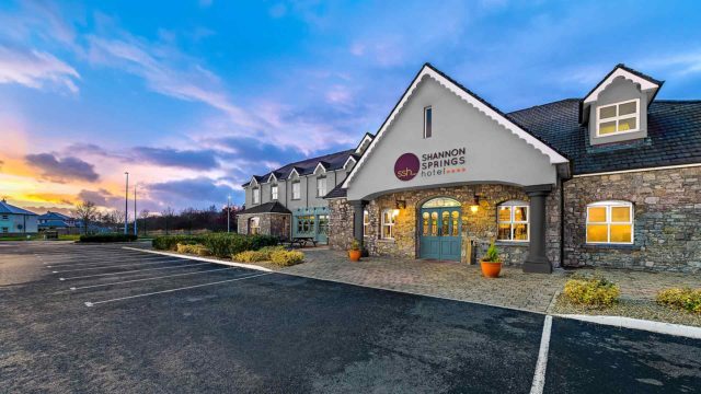 shannon_springs_hotel_exterior_new